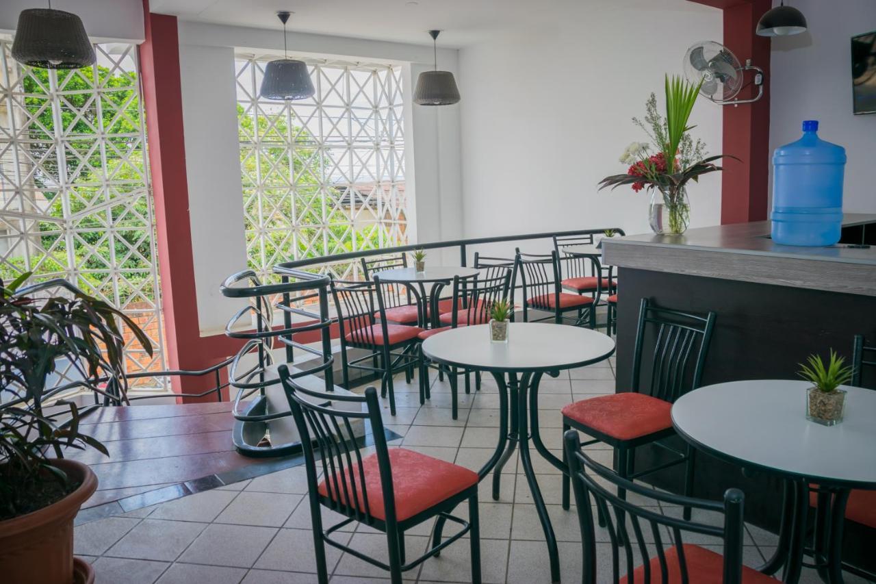 Hostal CENTRIKA Tarapoto Exterior foto